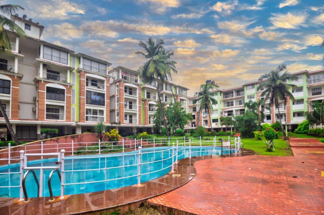 Amazing Pool View Candolim Goa 2Bhk Apartment Zewnętrze zdjęcie